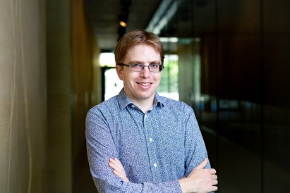 Dr James Locke