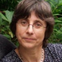 Dr Anne Crozat