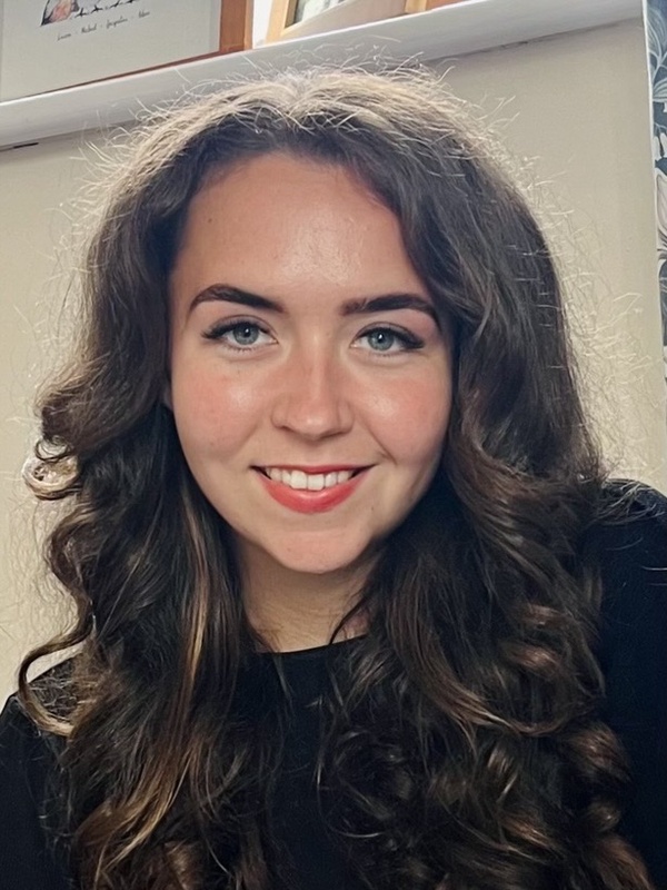  Lauren Wier