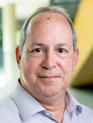 Professor Elliot  Meyerowitz