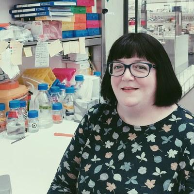 Dr Sally  Ward