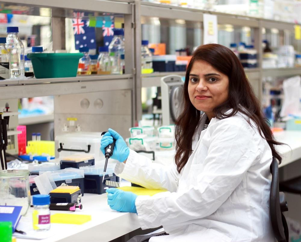 Dr Mahwish Ejaz working at her laboratory bench in the Sainsbury Laboratory
